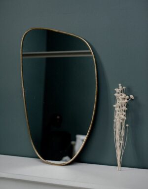 Brass Irregular Mirror – Aesthetic Home Decor – Luxurious Wall Decor