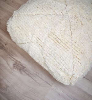 Beni Ouarain Floor Cushion – Handwoven Wool and Cotton – Cream Floor Seating